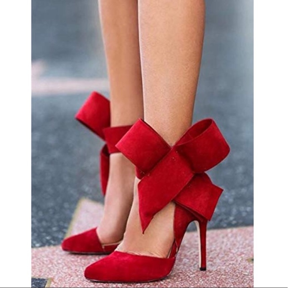 RED BOW HEELS NEVER WORN 8.5
